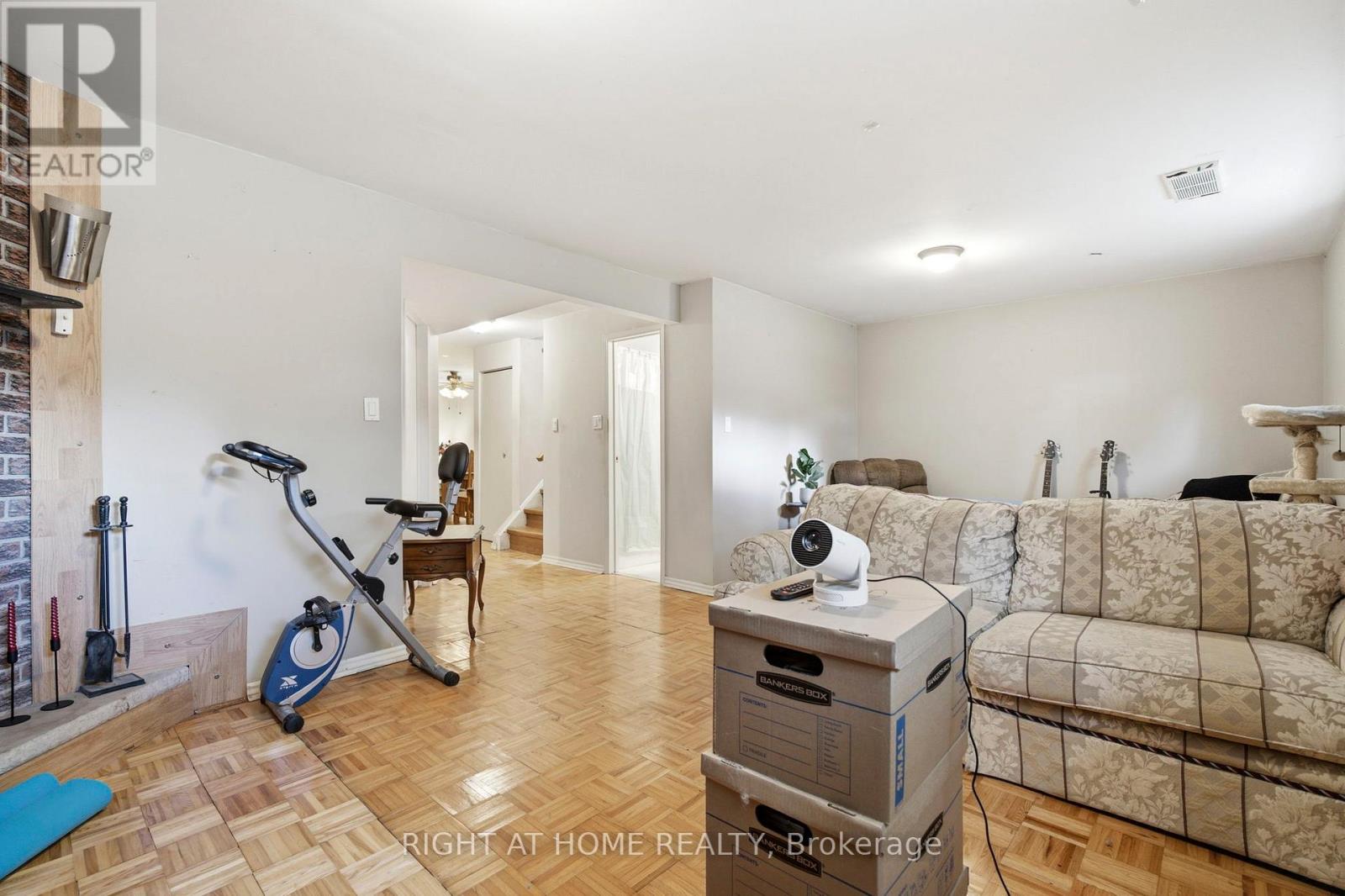 33 Benson Avenue, Mississauga, Ontario  L5H 2P3 - Photo 35 - W13440690