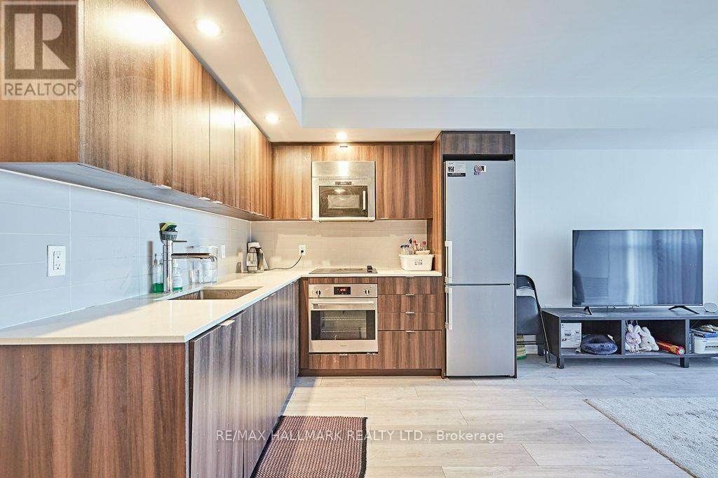 1804 - 225 Village Green Square, Toronto, Ontario  M1S 0N4 - Photo 2 - E13453674