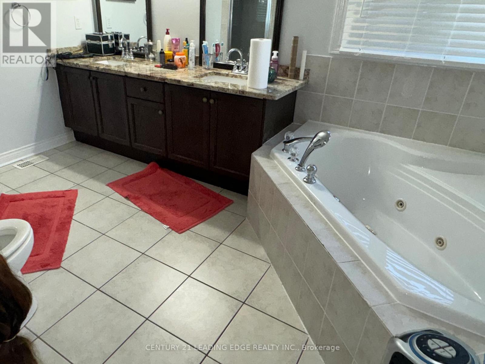 Main - 8 Woodcock Avenue, Ajax, Ontario L1T 4J5 - Photo 17 - E13453682