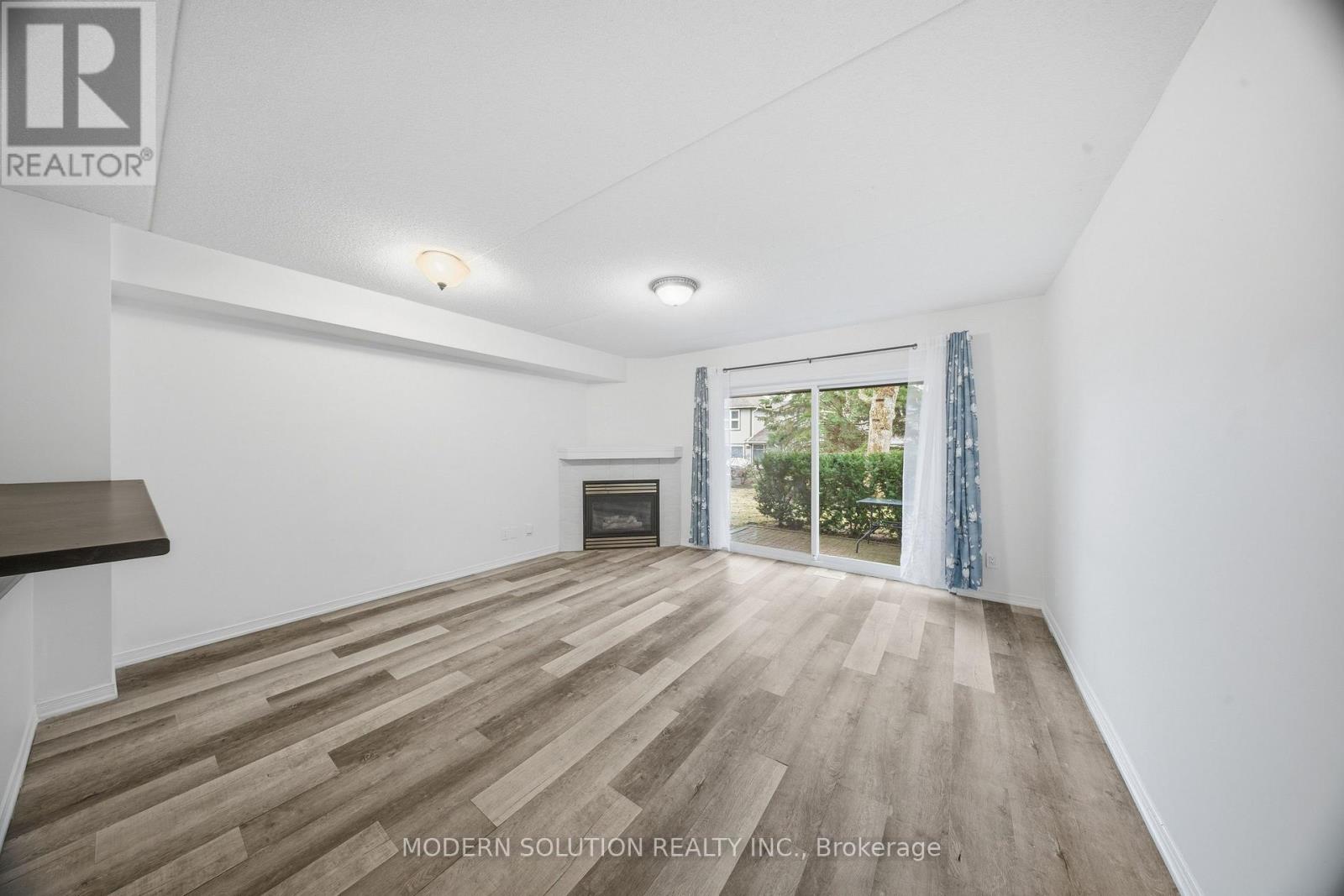 307 Mariners Way, Collingwood, Ontario L9Y 5C7 - Photo 14 - S13453604