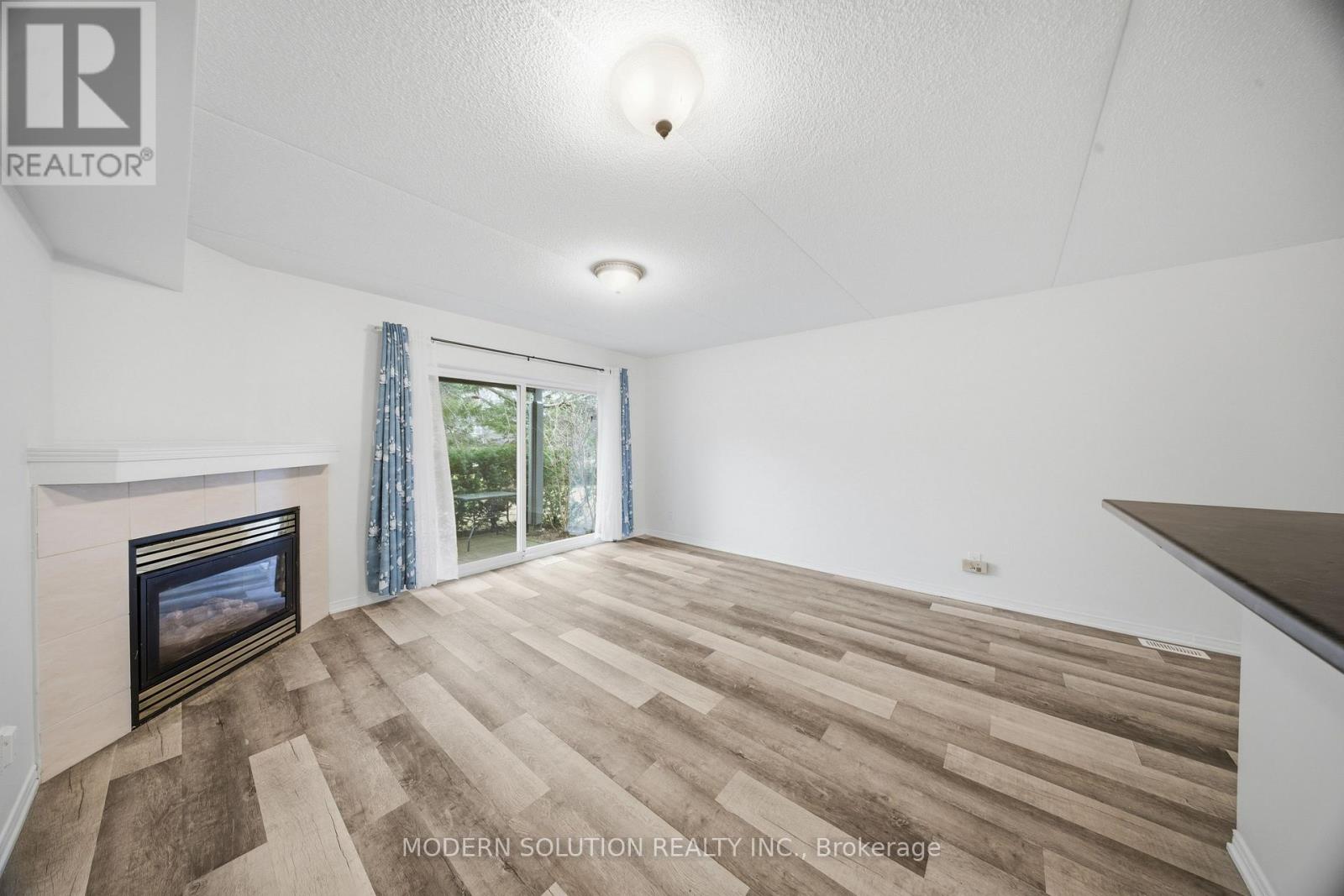 307 Mariners Way, Collingwood, Ontario L9Y 5C7 - Photo 16 - S13453604