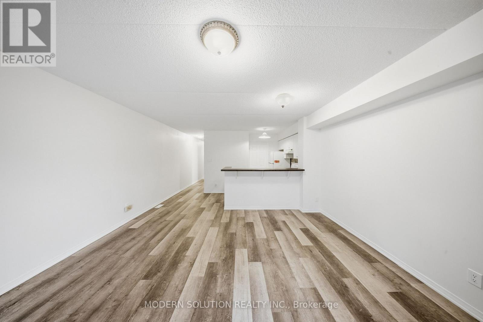307 Mariners Way, Collingwood, Ontario L9Y 5C7 - Photo 17 - S13453604