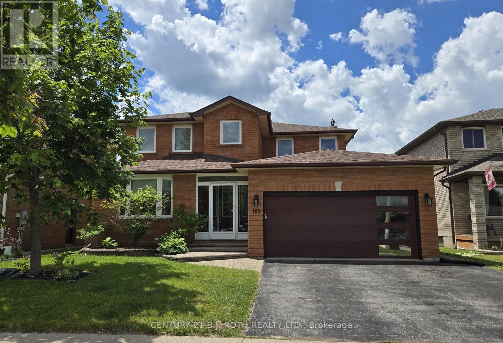 105 CHIEFTAIN CRESCENT, Barrie, Ontario