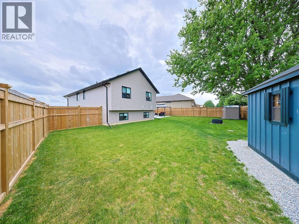 511 Mint Julep Drive, St Clair, Ontario  N0N 1G0 - Photo 28 - 26013787