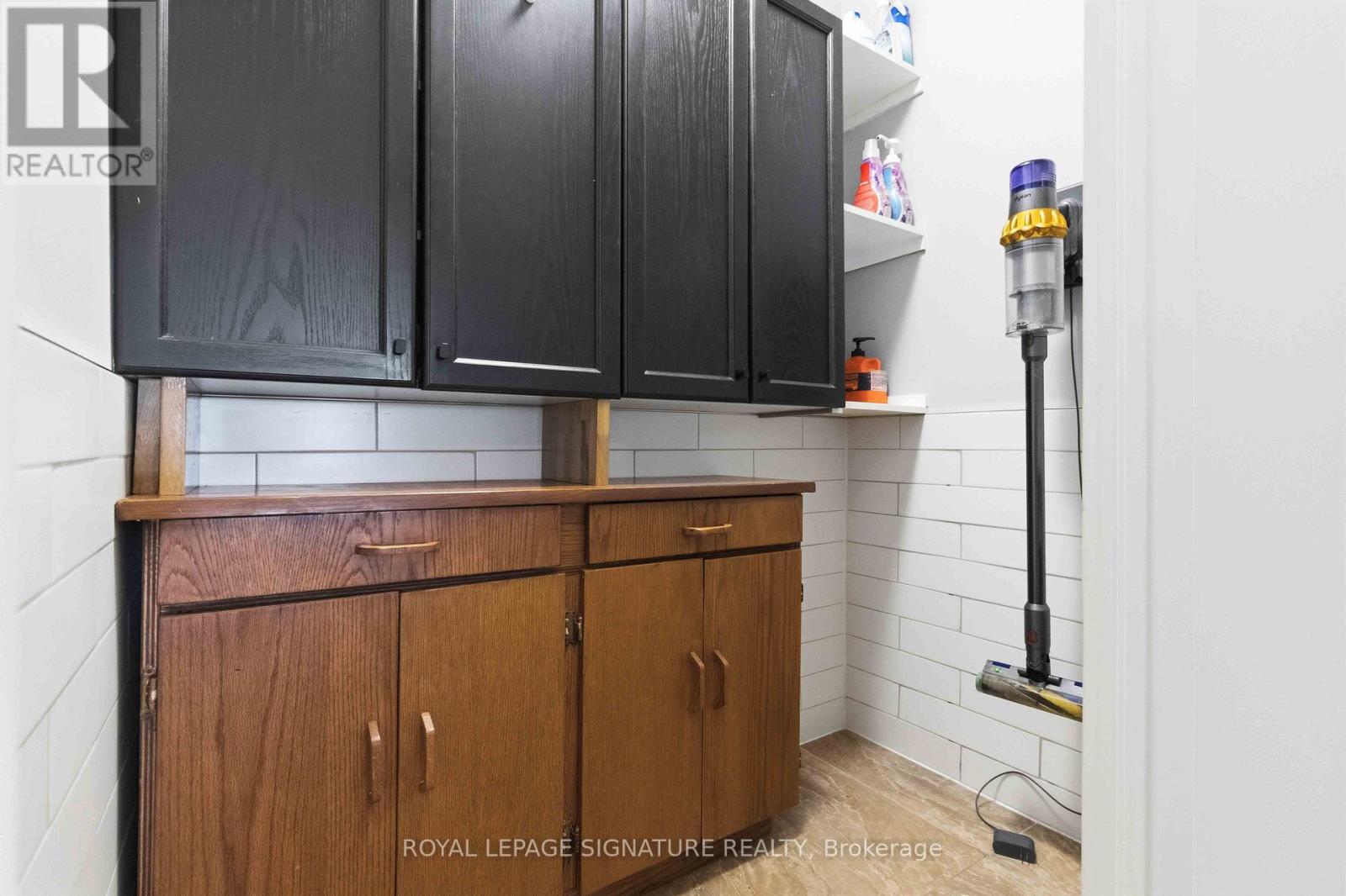 1403 - 85 Emmett Avenue, Toronto, Ontario  M6M 5A2 - Photo 21 - W13453588