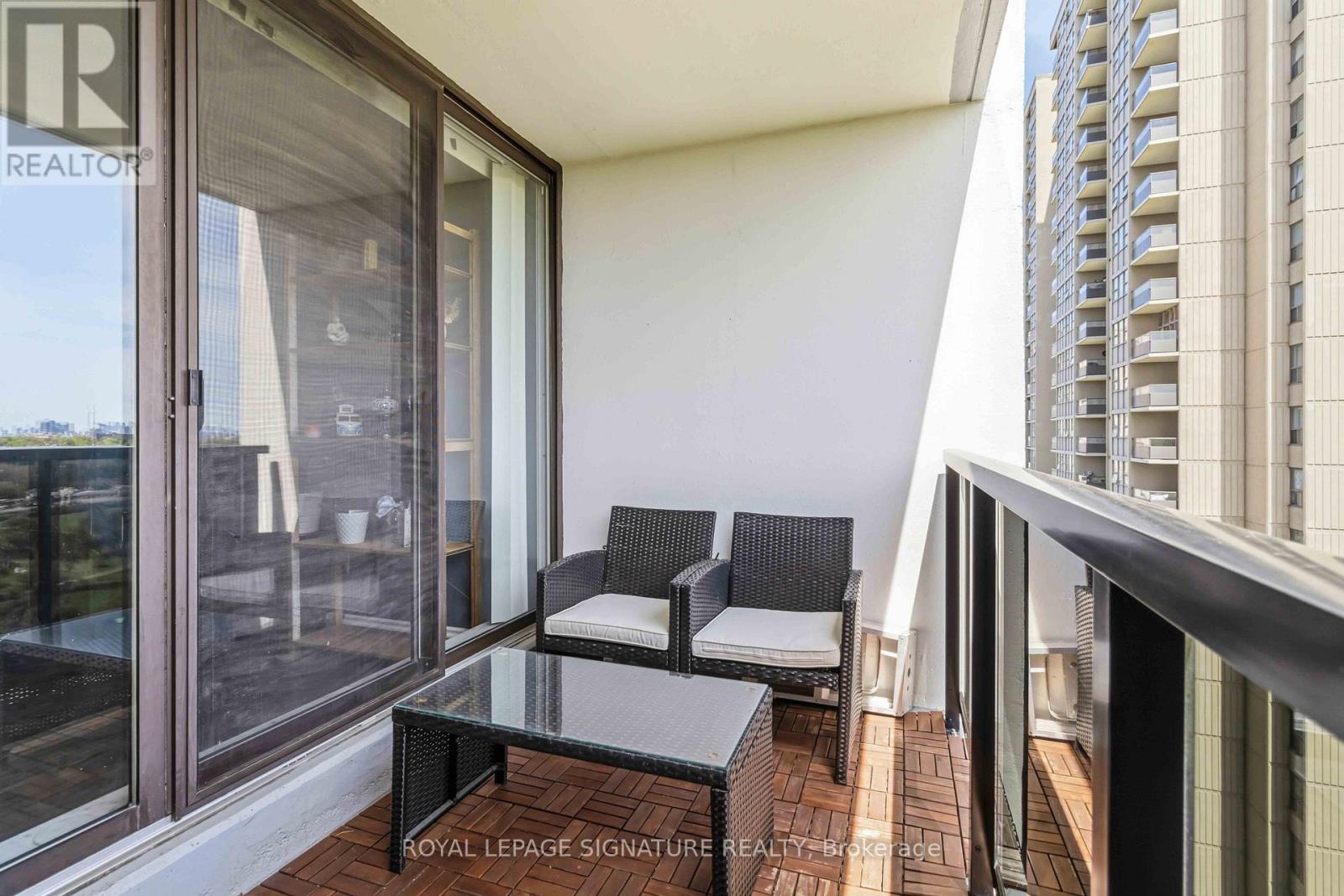 1403 - 85 Emmett Avenue, Toronto, Ontario  M6M 5A2 - Photo 25 - W13453588