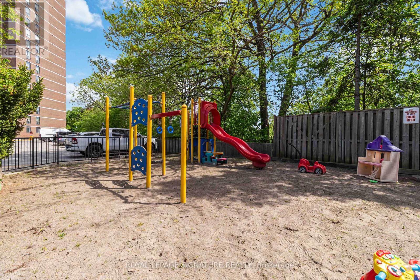 1403 - 85 Emmett Avenue, Toronto, Ontario  M6M 5A2 - Photo 33 - W13453588