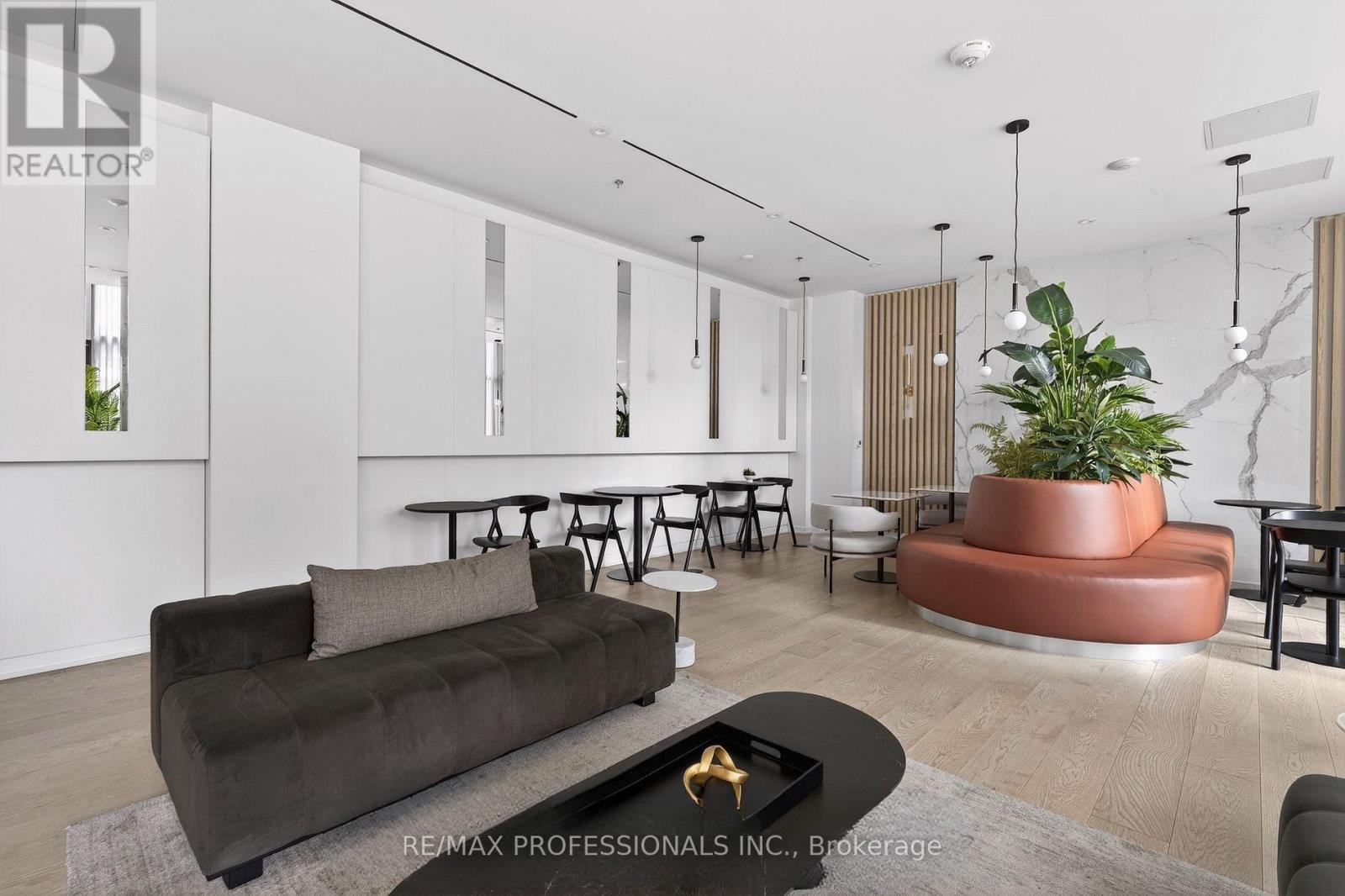 504 - 10 Graphophone Grove, Toronto, Ontario  M6H 0E5 - Photo 17 - W13453596
