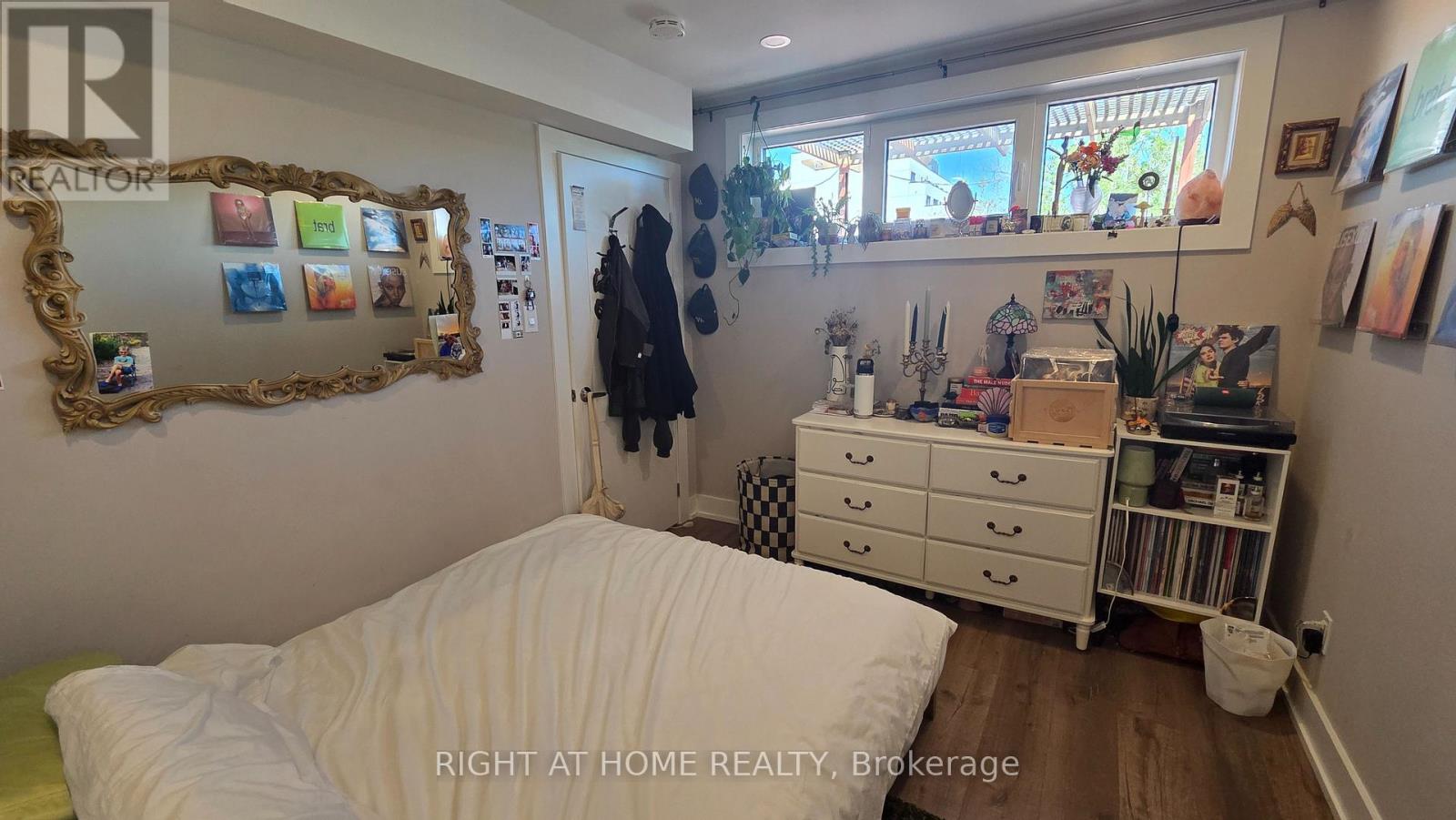 357 Keele Street, Toronto, Ontario  M6P 2K6 - Photo 10 - W13453612