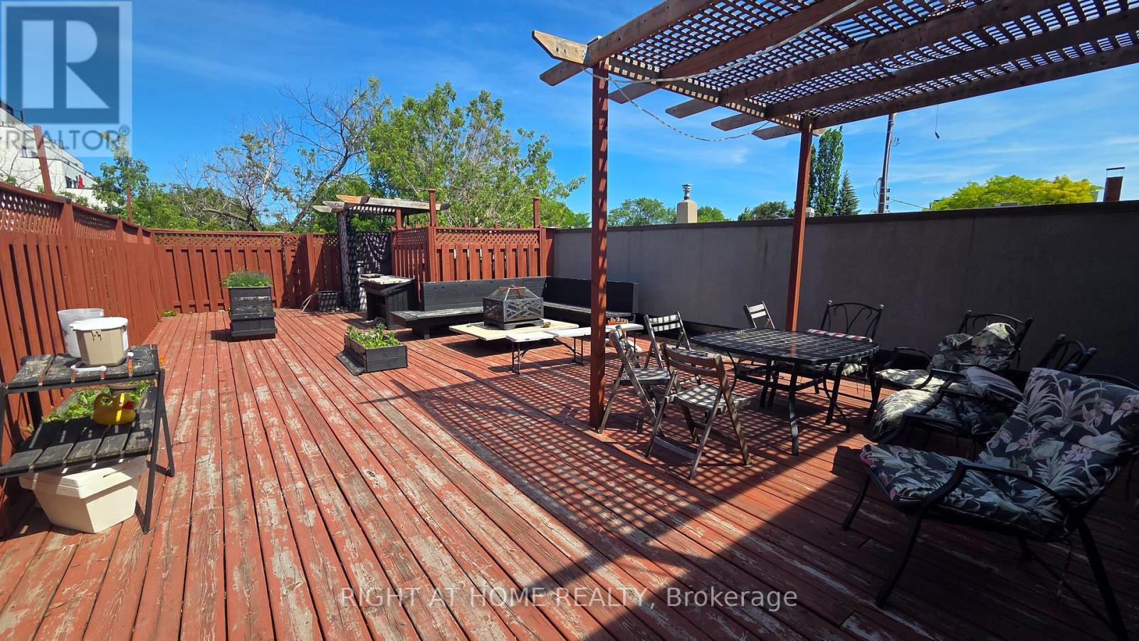 357 Keele Street, Toronto, Ontario  M6P 2K6 - Photo 18 - W13453612