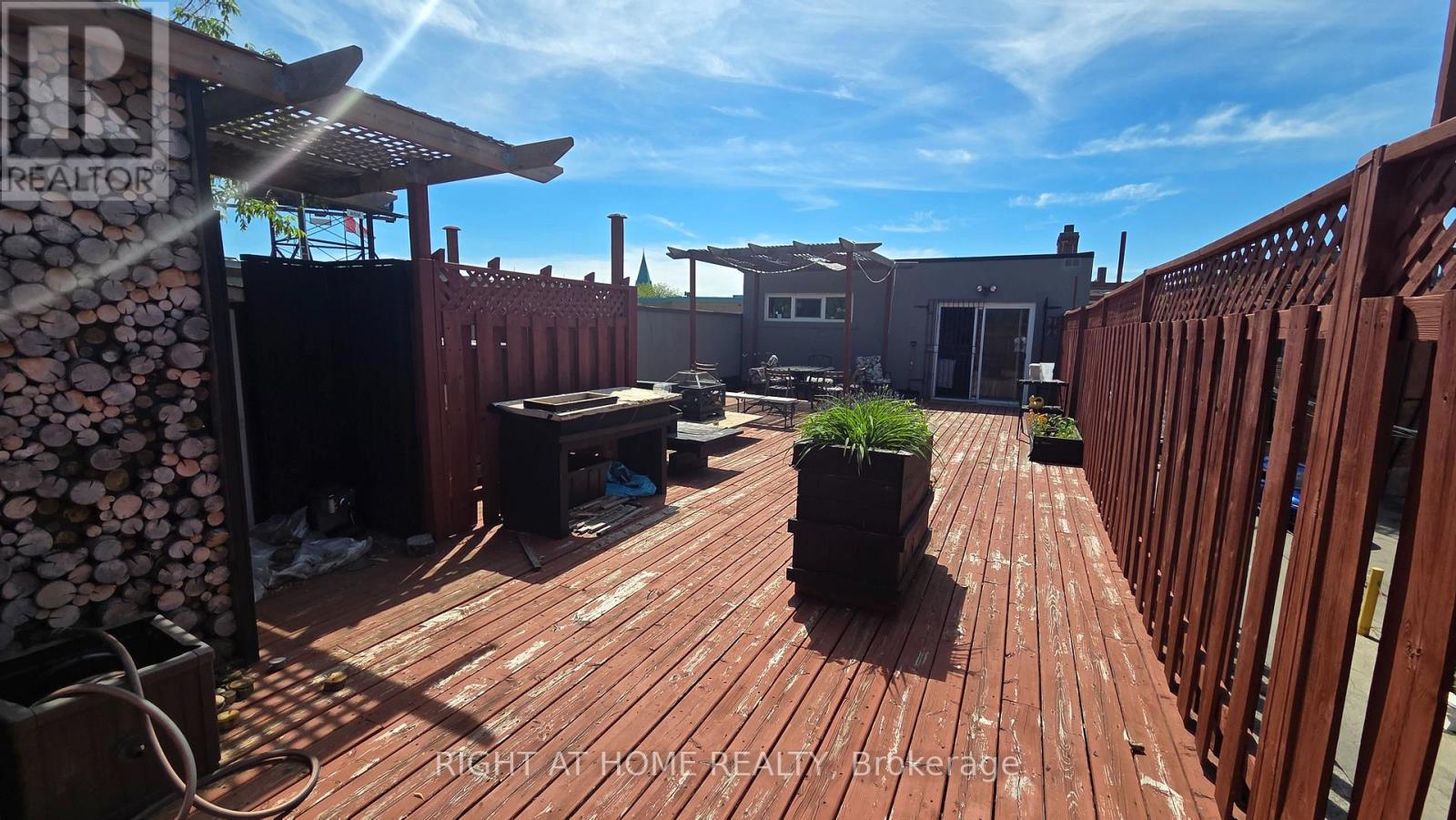 357 Keele Street, Toronto, Ontario  M6P 2K6 - Photo 19 - W13453612