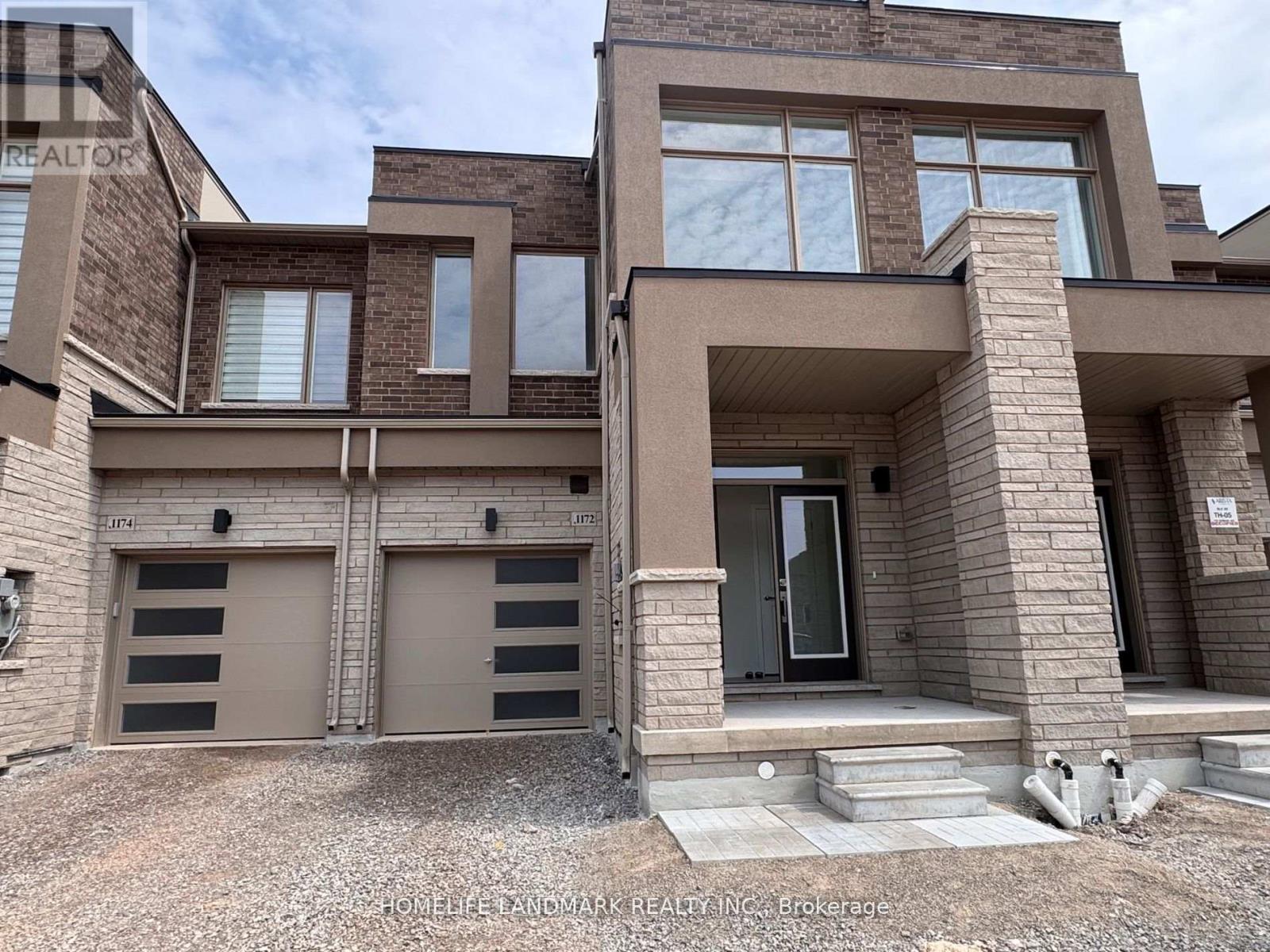 1172 TANBARK AVENUE, Oakville, Ontario