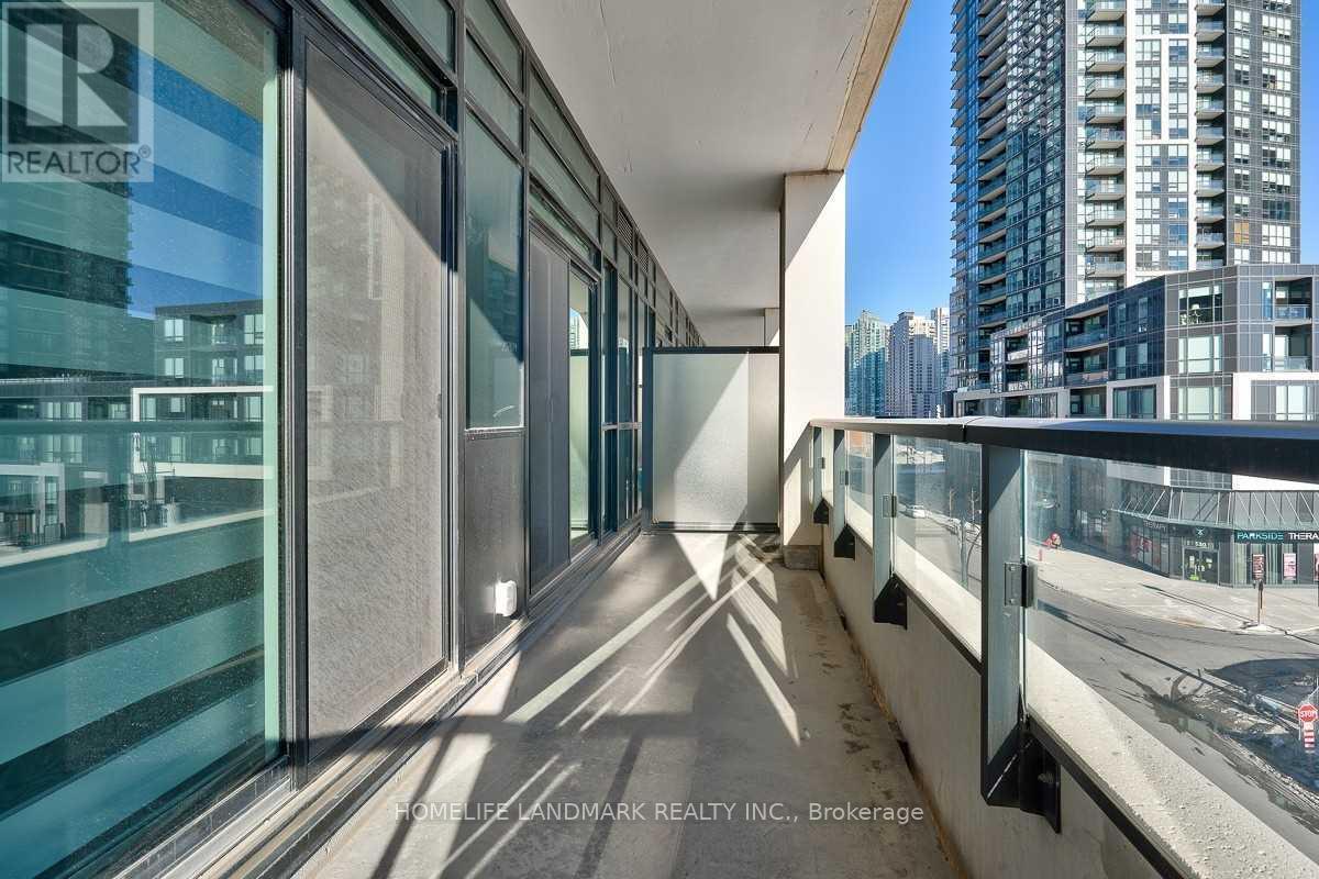 424 - 4055 Parkside Village Drive, Mississauga, Ontario L5B 0K8 - Photo 12 - W13453622