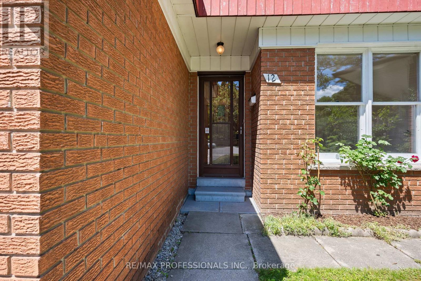 12 Ormskirk Court, Toronto, Ontario  M6S 1B2 - Photo 3 - W13453658