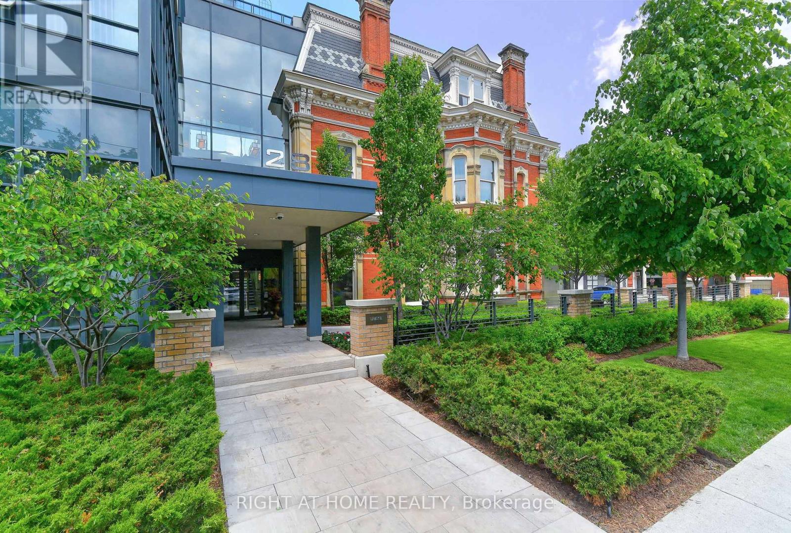 1405 - 28 Linden Street, Toronto, Ontario  M4Y 0A4 - Photo 8 - C12993670