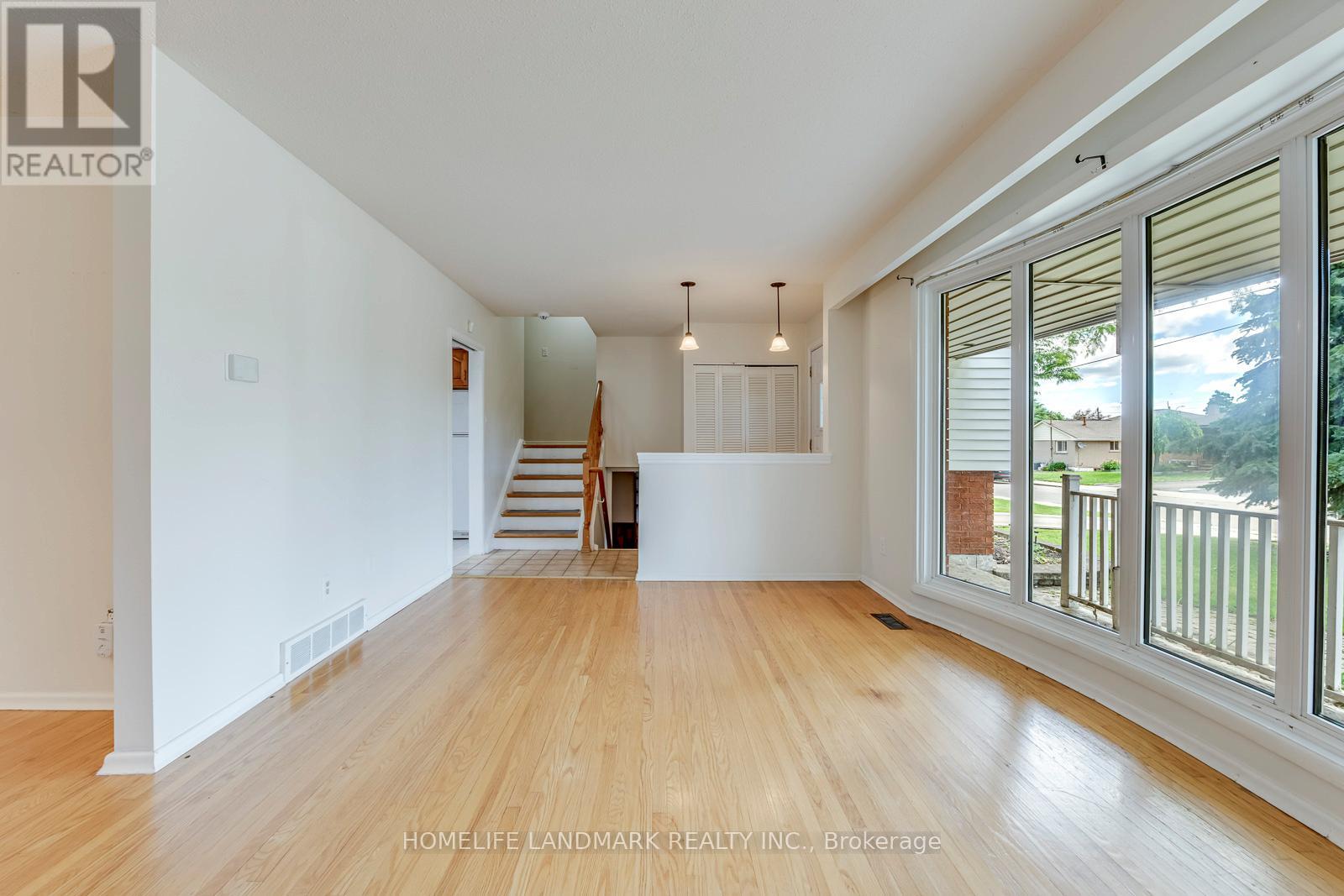 14 Lorraine Drive, Hamilton, Ontario  L8T 3R7 - Photo 8 - X13453574