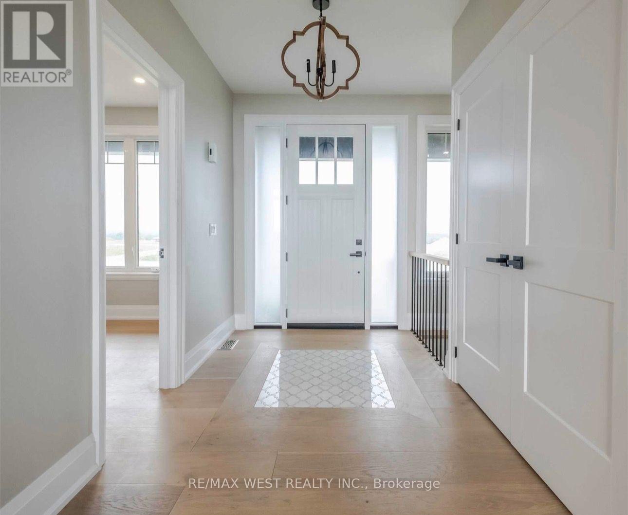 7 Horizon Court, Kawartha Lakes, Ontario L0A 1A0 - Photo 2 - X13453586