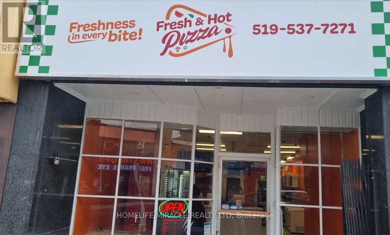 423 DUNDAS STREET, Woodstock, Ontario