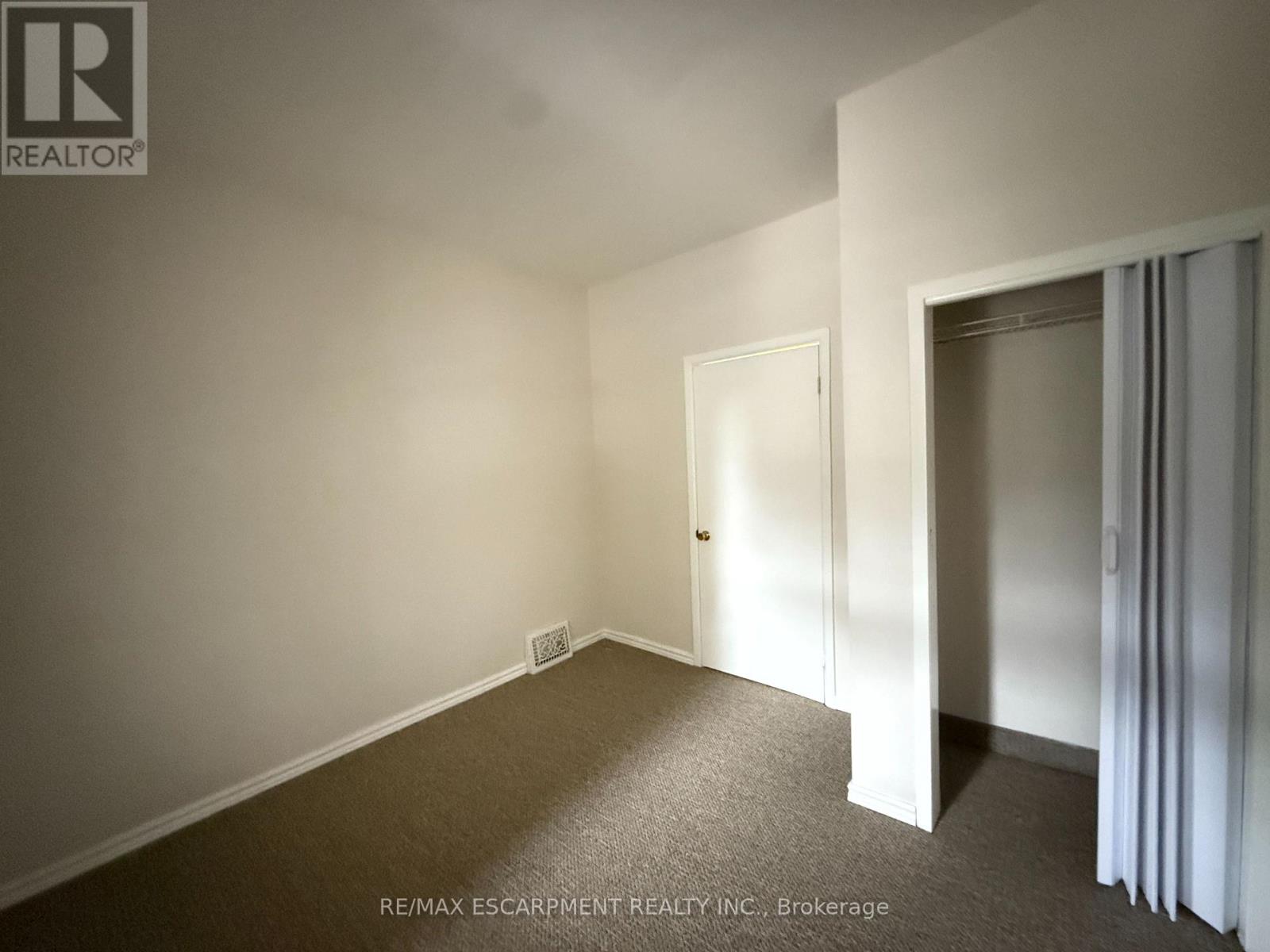 24 Somerset Avenue, Hamilton, Ontario  L8L 2L5 - Photo 14 - X13453684