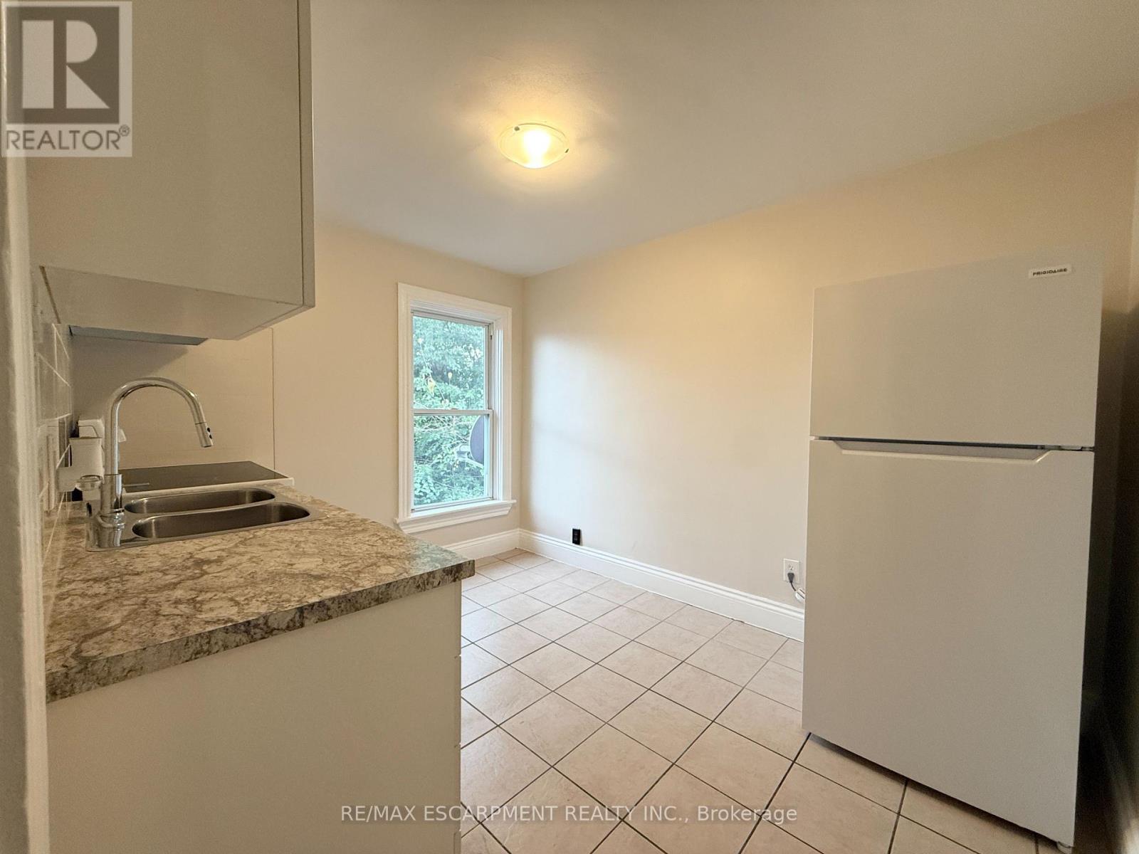 24 Somerset Avenue, Hamilton, Ontario  L8L 2L5 - Photo 16 - X13453684