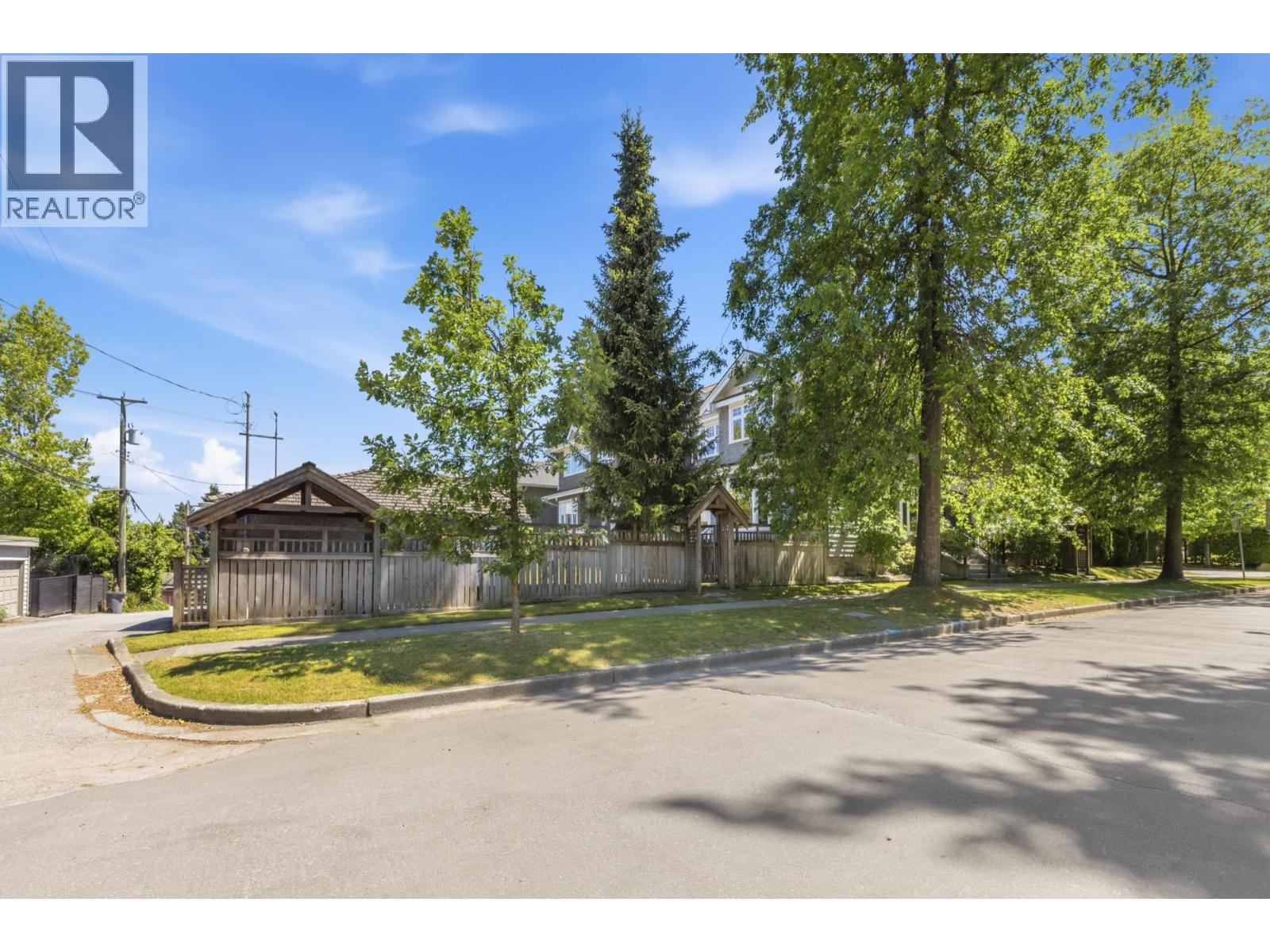 4188 Balaclava Street, Vancouver, British Columbia  V6L 2T1 - Photo 5 - R3136603