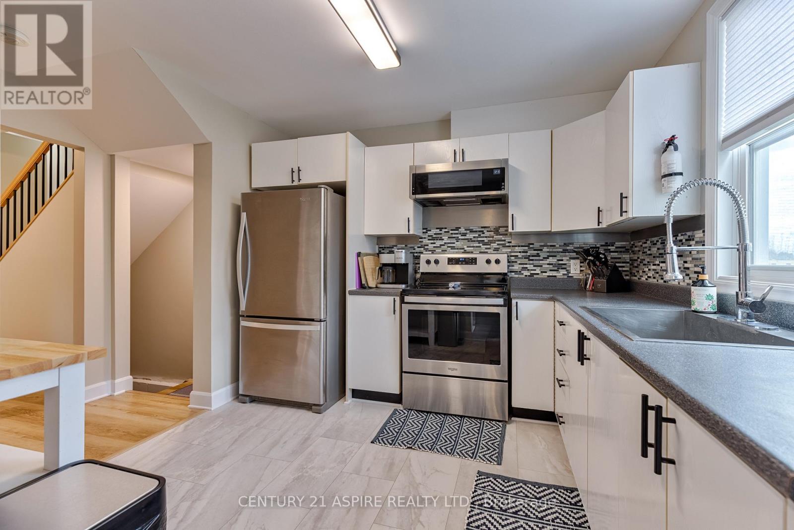 2a Selkirk Street, Petawawa, Ontario  K8H 3C1 - Photo 21 - X13107680