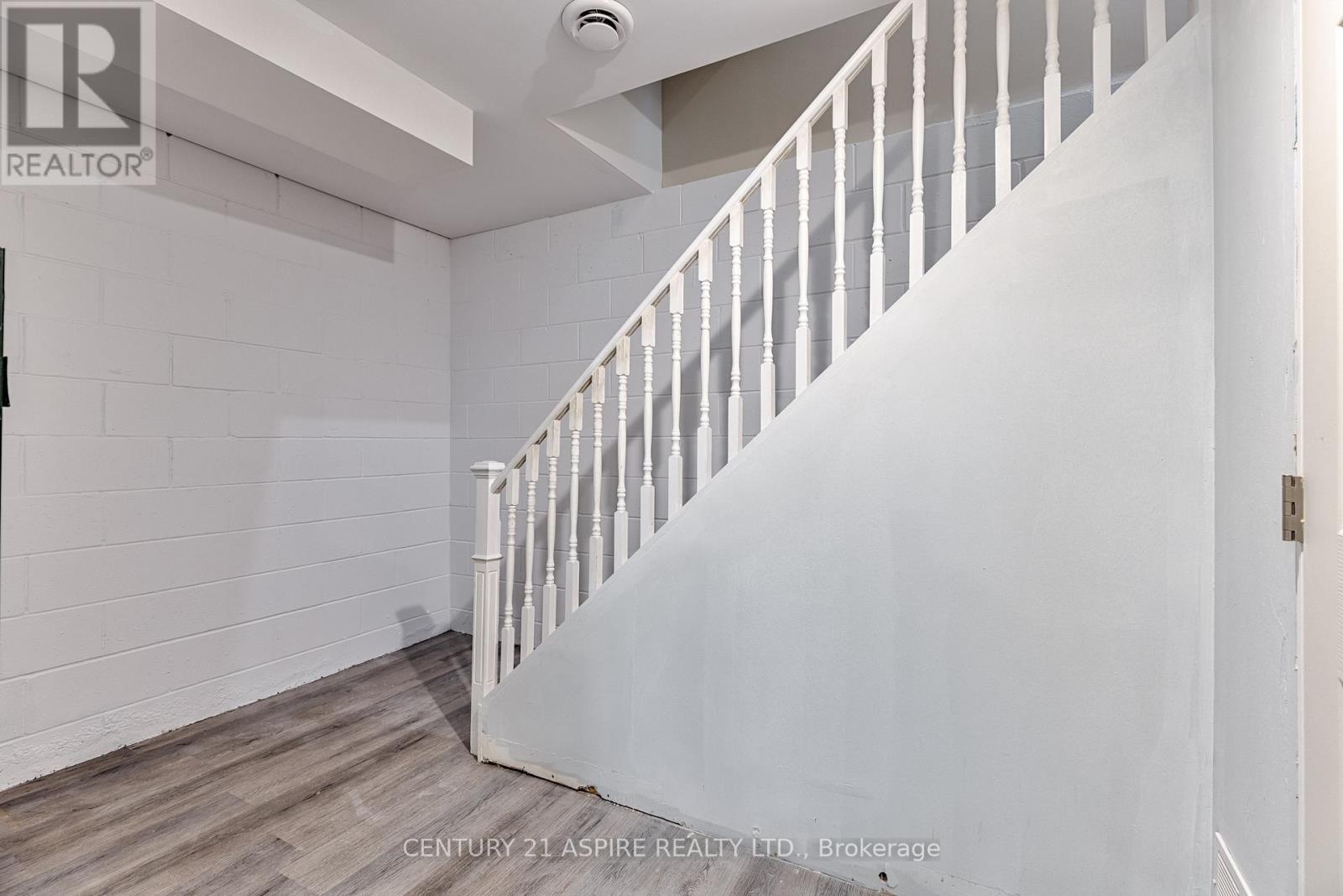 2a Selkirk Street, Petawawa, Ontario  K8H 3C1 - Photo 33 - X13107680