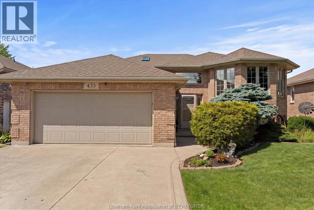 435 FIELDS AVENUE, LaSalle, Ontario