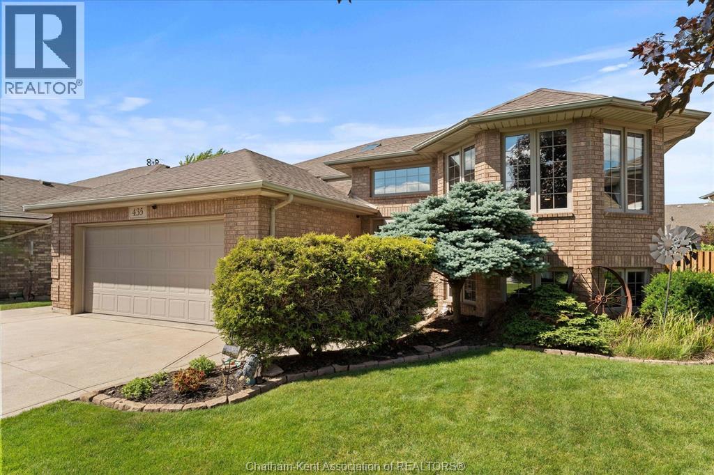 435 Fields Avenue, Lasalle, Ontario  N9J 3S6 - Photo 3 - 26014202