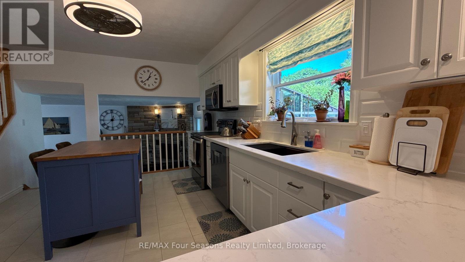 397 Falconer Street, Saugeen Shores, Ontario  N0H 2C2 - Photo 14 - X13452500