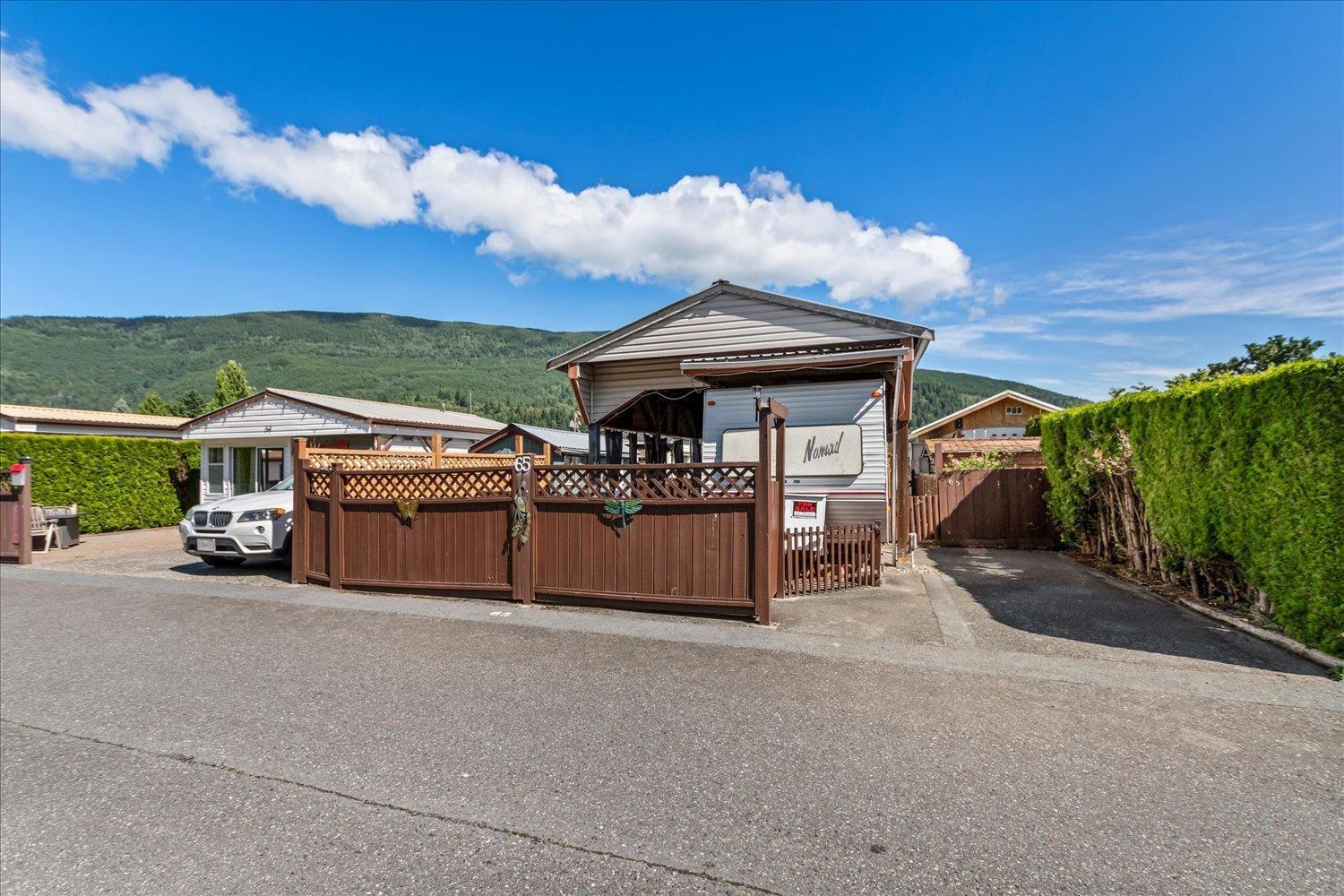 65 1436 Frost Road, Columbia Valley, Columbia Valley, British Columbia  V2R 4X8 - Photo 1 - R3136277