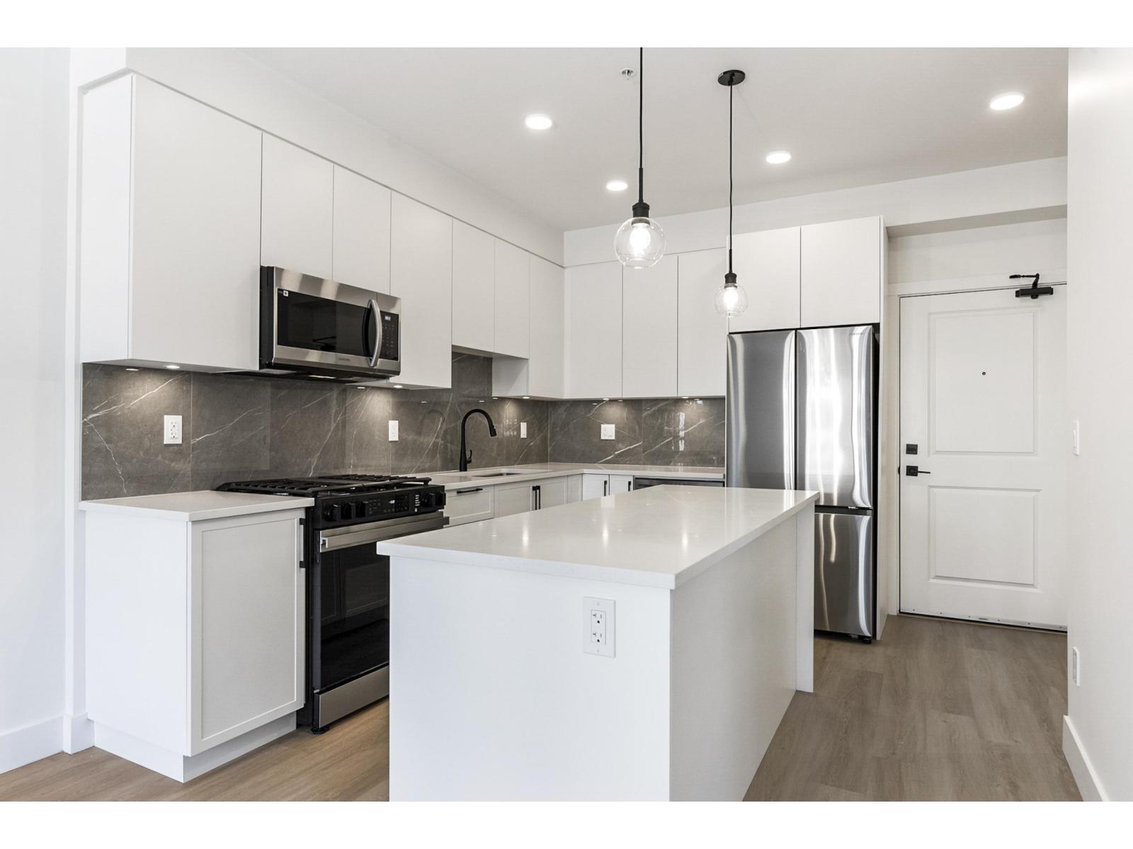 301 3528 146a Street, Surrey, British Columbia  V4P 0H4 - Photo 7 - R3136513