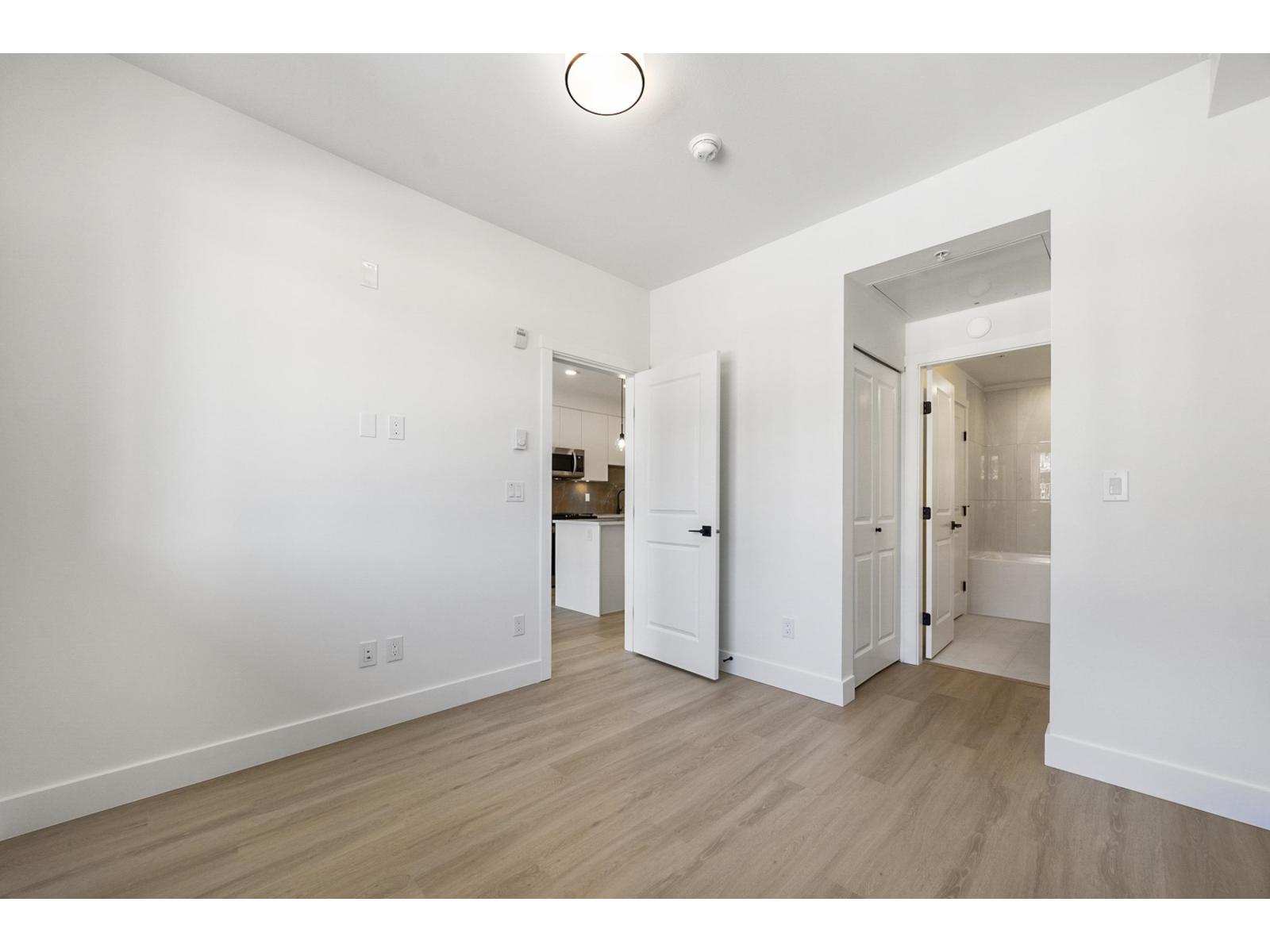 301 3528 146a Street, Surrey, British Columbia  V4P 0H4 - Photo 16 - R3136513
