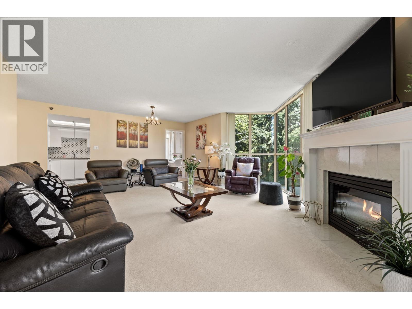 608 1189 Eastwood Street, Coquitlam, British Columbia  V3B 7N5 - Photo 3 - R3136767
