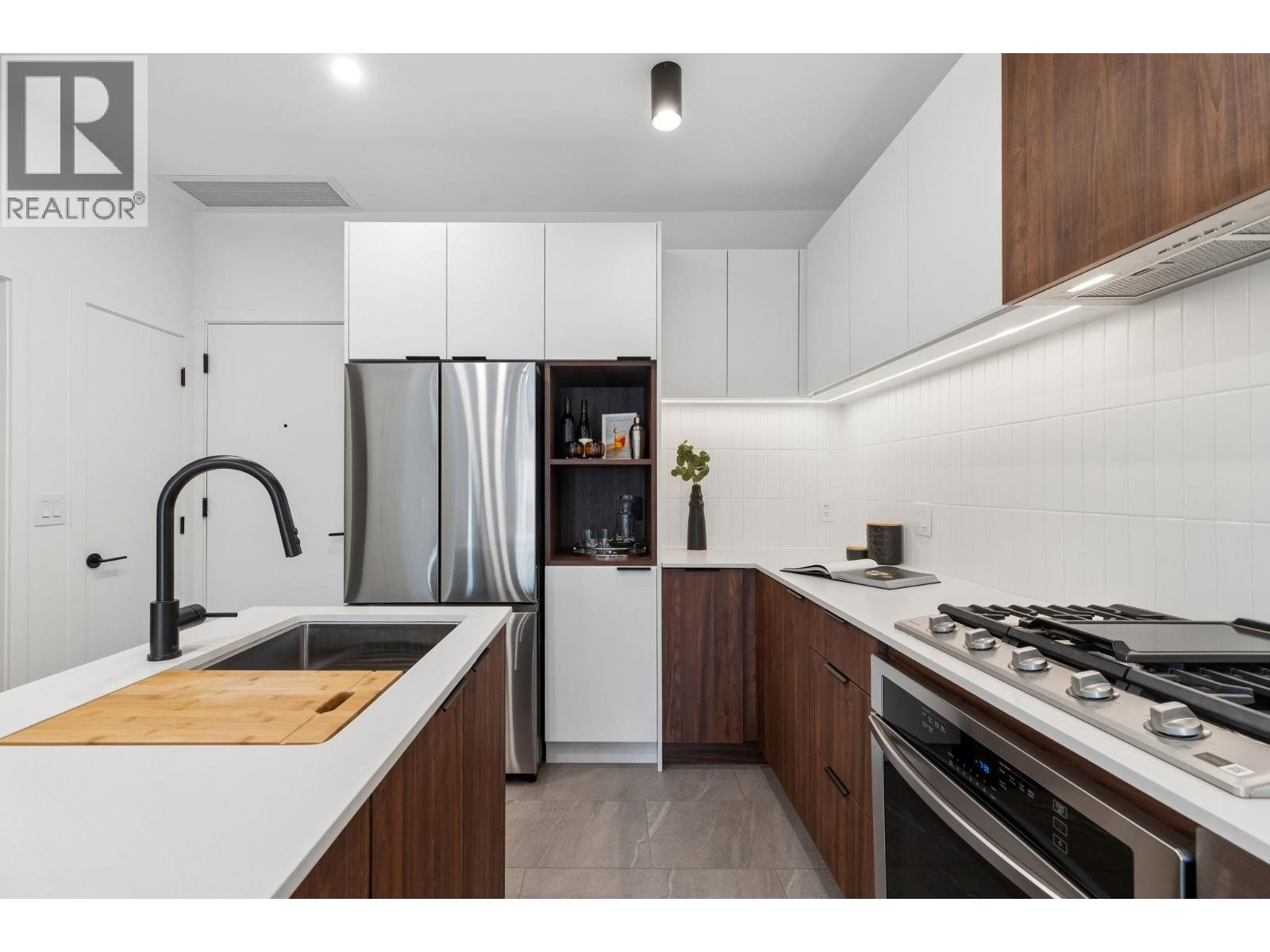 103 623 Kemsley Avenue, Coquitlam, British Columbia  V3J 0L8 - Photo 5 - R3136776