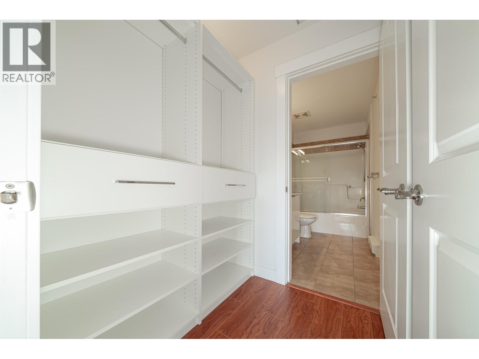 24 7428 14th Avenue, Burnaby, British Columbia  V3N 0C2 - Photo 15 - R3136812