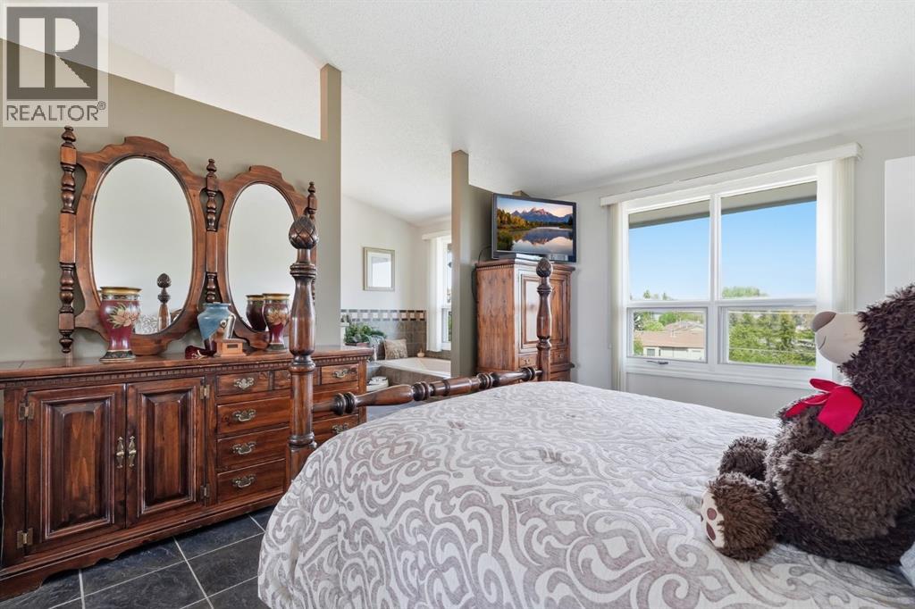 5807 Coach Hill Road Sw, Calgary, Alberta  T3H 1E3 - Photo 20 - A2314860