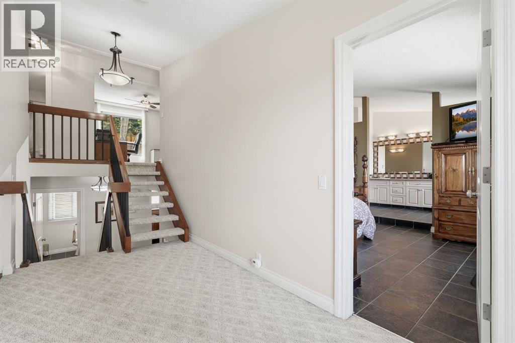 5807 Coach Hill Road Sw, Calgary, Alberta  T3H 1E3 - Photo 24 - A2314860