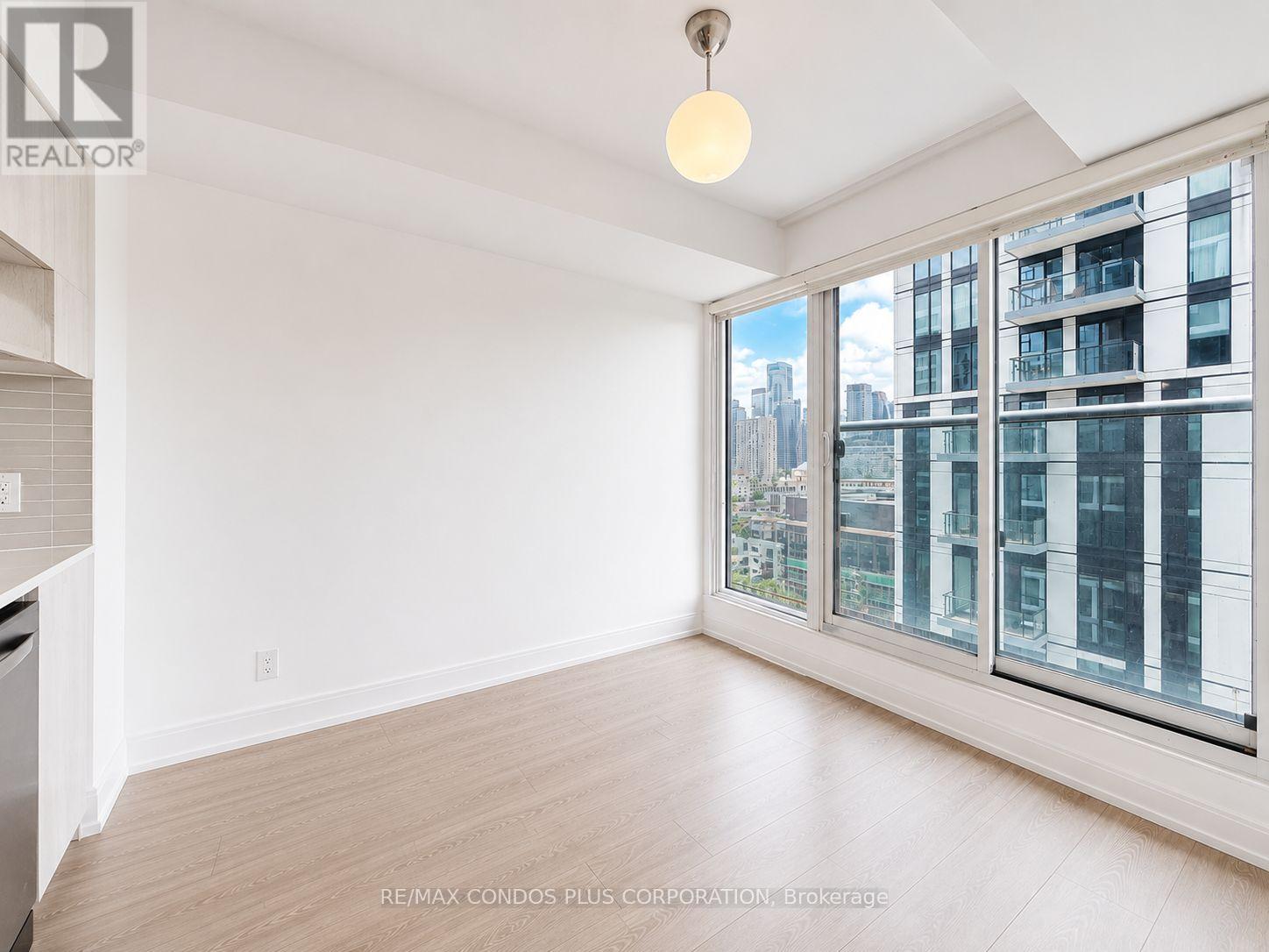 2215 - 181 Dundas Street E, Toronto, Ontario  M5A 0N5 - Photo 9 - C13453692