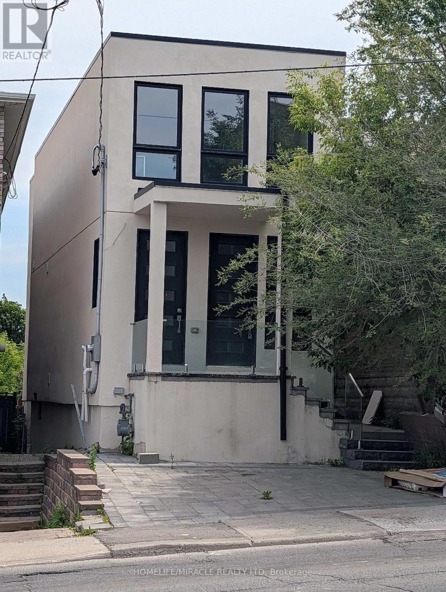 Second Floor - 2099 A Dufferin Street, Toronto, Ontario  M6E 3R3 - Photo 2 - C13453714