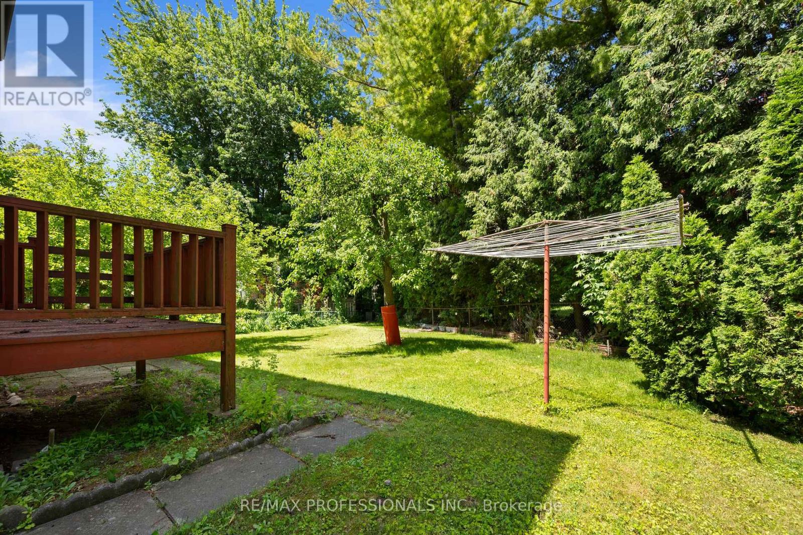 12 Ormskirk Court, Toronto, Ontario  M6S 1B2 - Photo 48 - W13453658