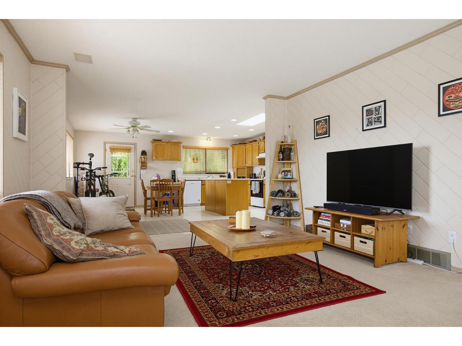 32868 Orchid Crescent, Mission, British Columbia  V2V 4K4 - Photo 6 - R3135935