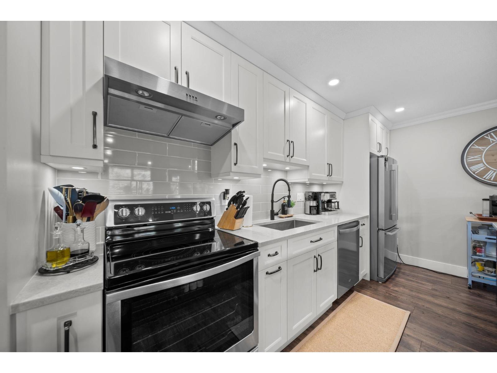 208 1441 Blackwood Street, White Rock, British Columbia  V4B 3V6 - Photo 9 - R3136843