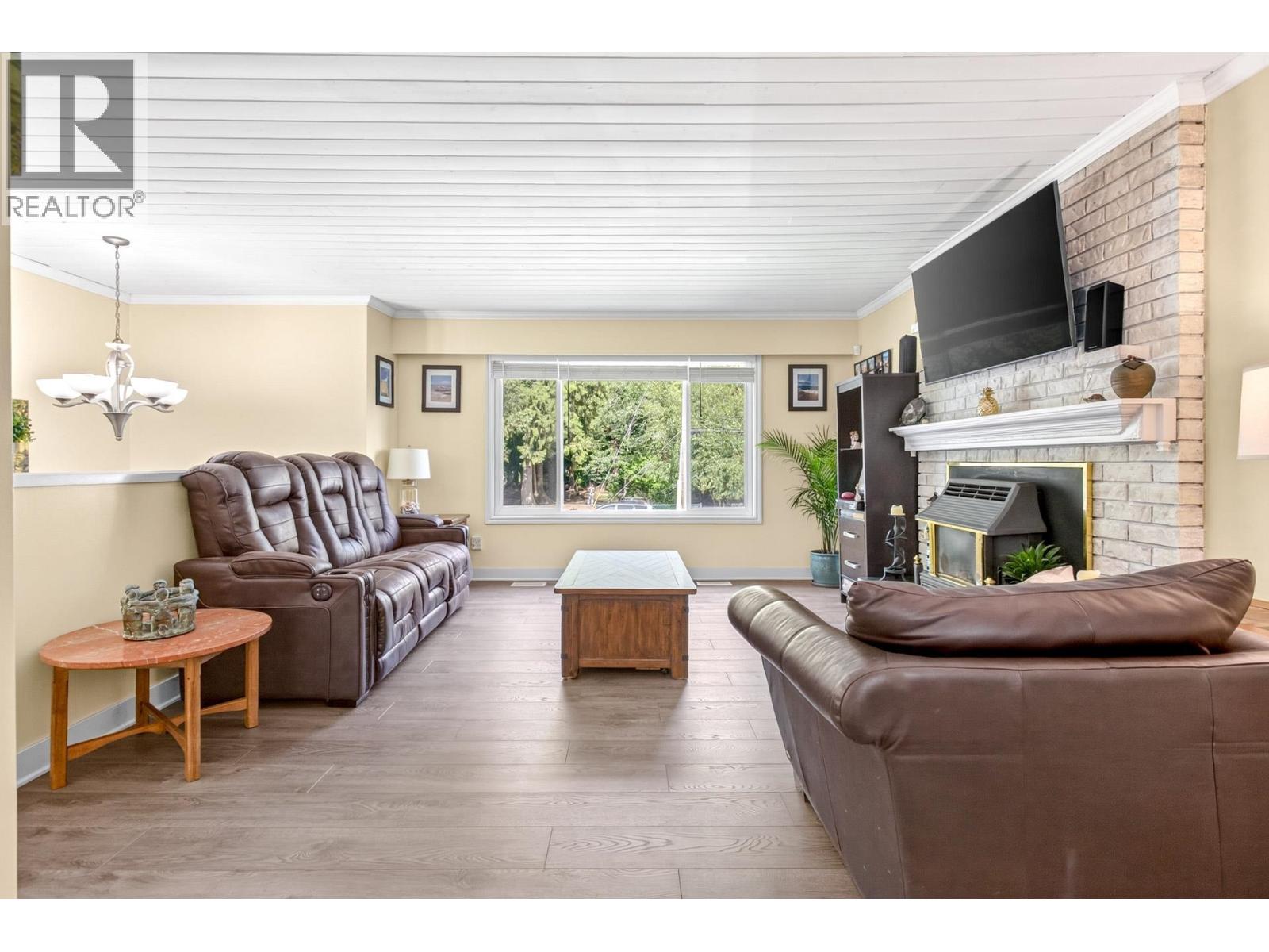 12115 Blakely Road, Pitt Meadows, British Columbia  V3Y 1J3 - Photo 9 - R3136326