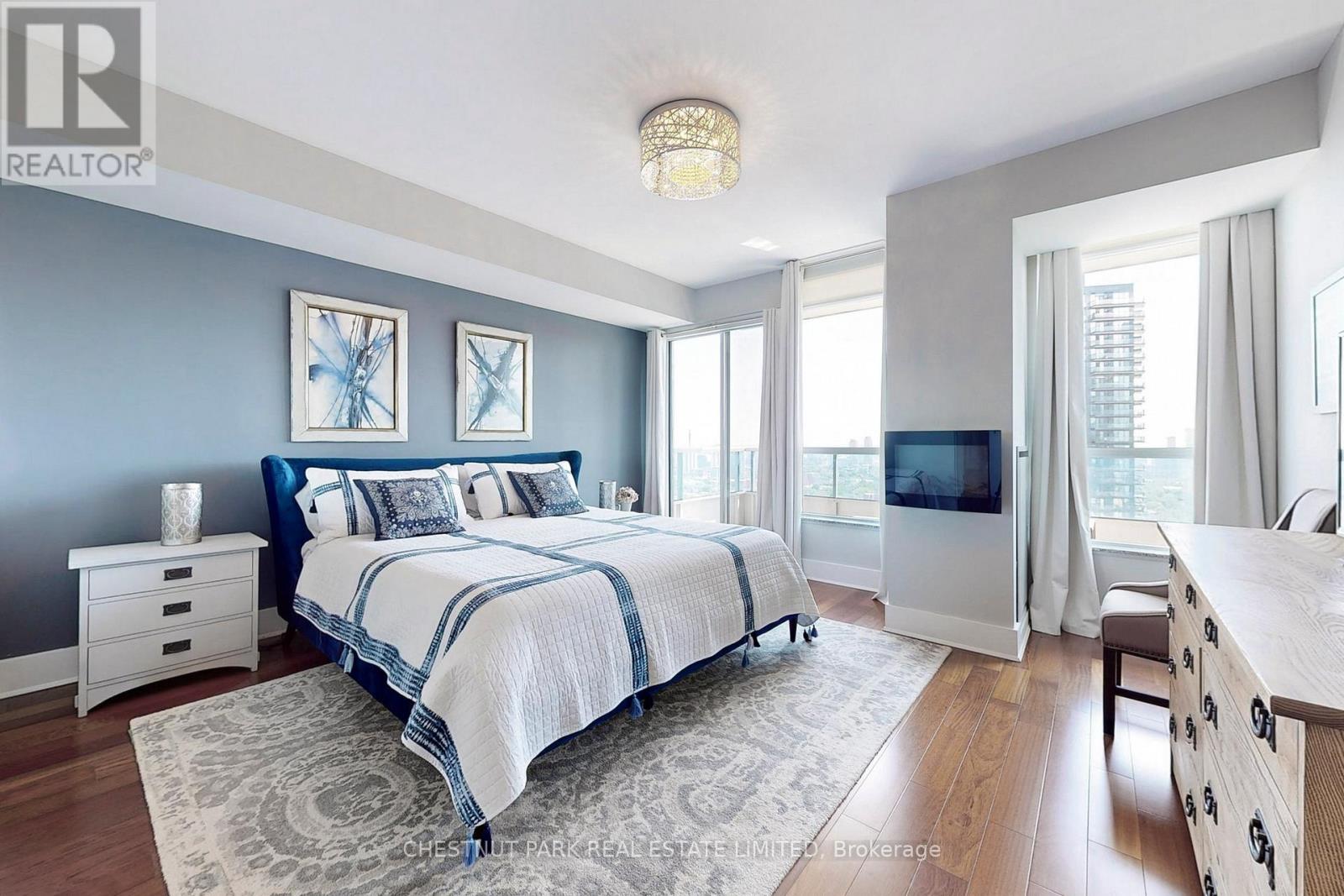 2506 - 500 Sherbourne Street, Toronto, Ontario  M4X 1L1 - Photo 8 - C13429788