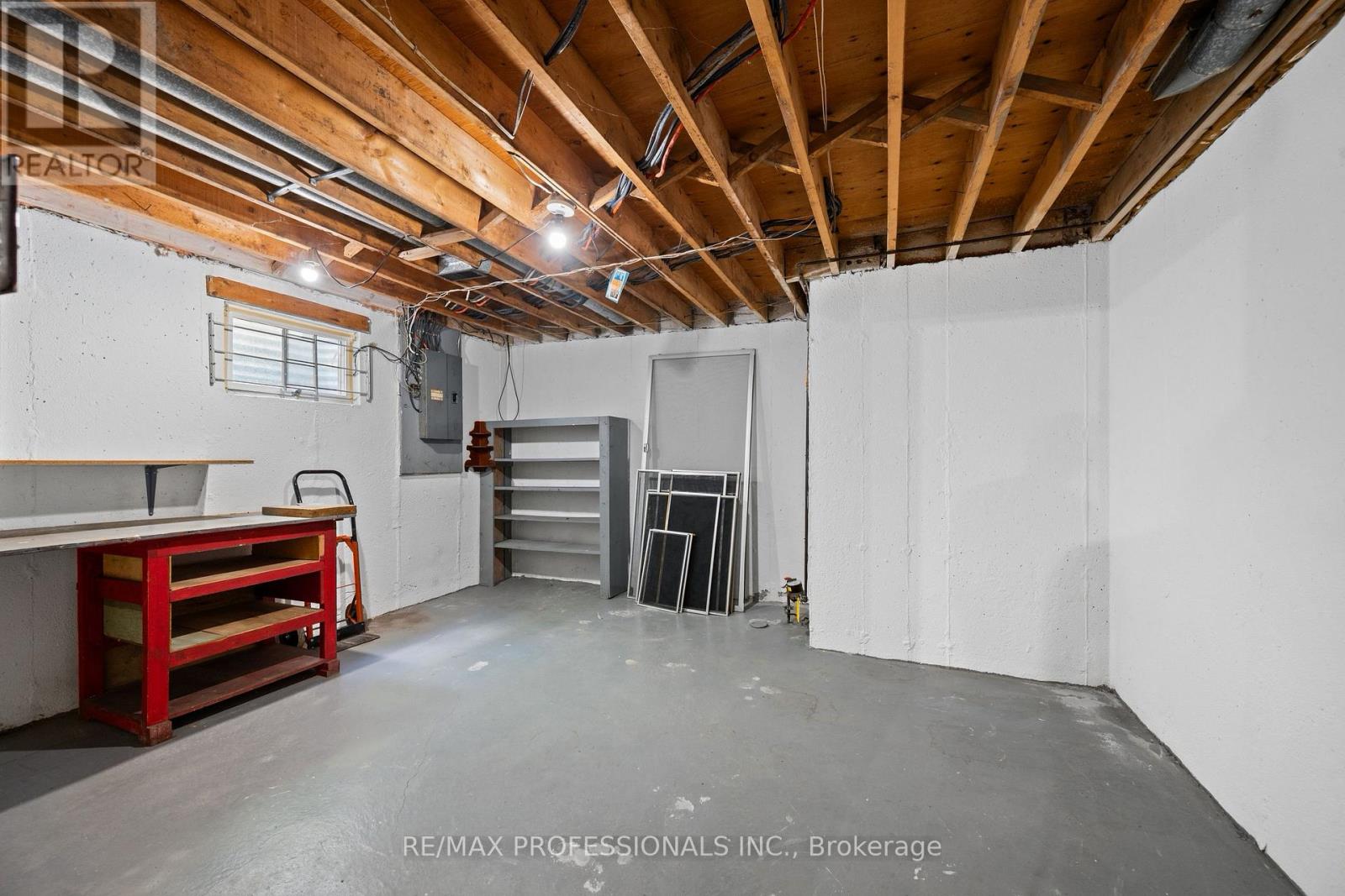 12 Ormskirk Court, Toronto, Ontario  M6S 1B2 - Photo 38 - W13453658
