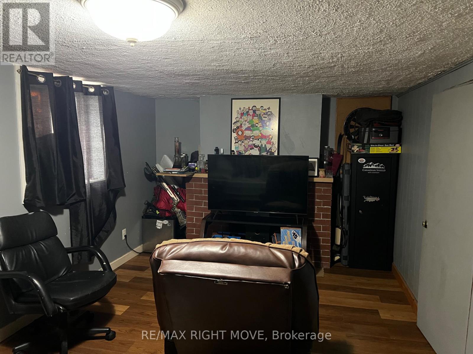 243 Mckinnell Street, Orillia, Ontario  L3V 2W5 - Photo 7 - S13109318