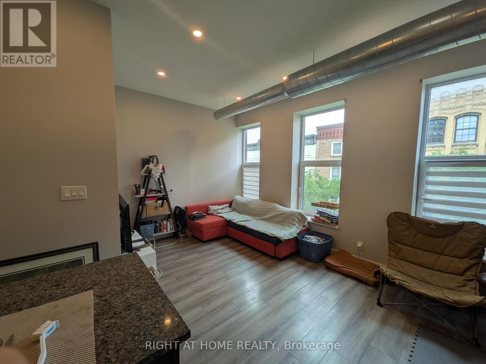 4 - 53.5 King Street W, Brockville, Ontario K6V 3P8 - Photo 2 - X13453722