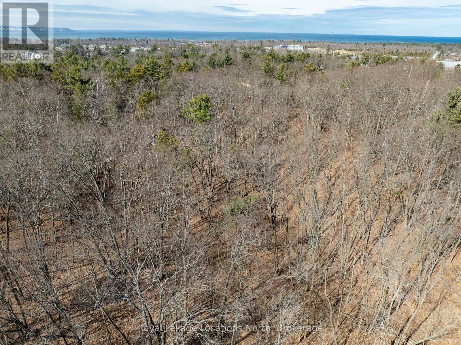 198 Golf Course Road, Wasaga Beach, Ontario  L9Z 1S6 - Photo 4 - S13453728