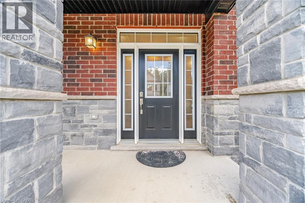 127 Monarch Woods Drive, Kitchener, Ontario  N2P 2Y9 - Photo 3 - 40840557